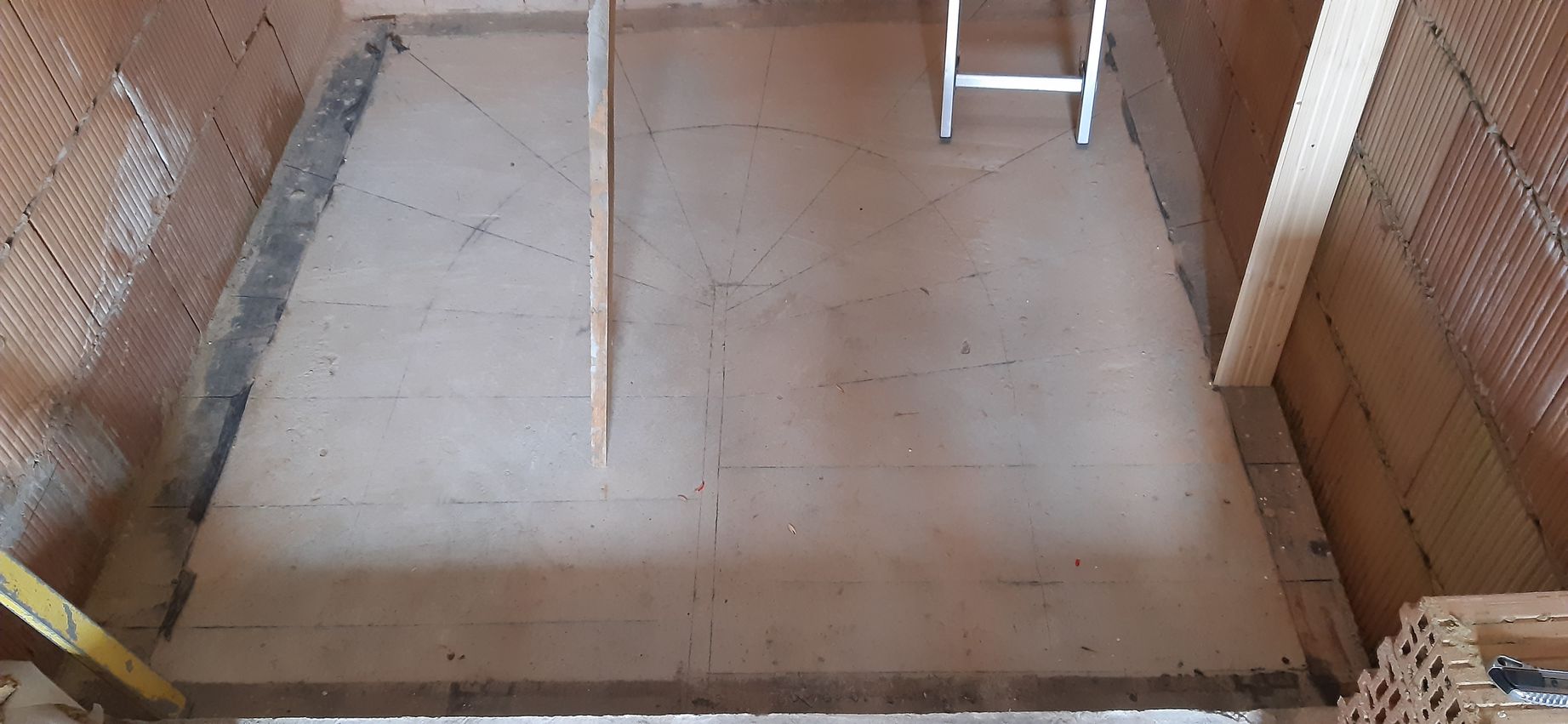 Íveslépcső zsaluzás 2